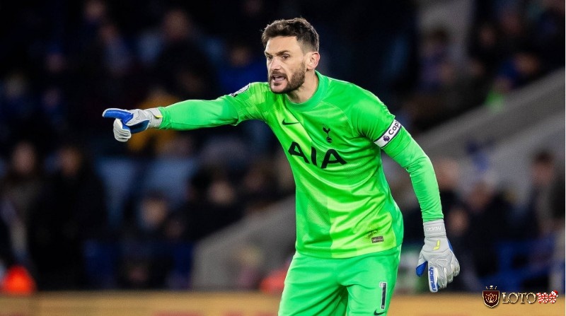 Hugo Lloris (Tottenham Hotspur) là thủ môn hay nhất Ngoại hạng Anh với khả năng và kỹ thuật tốt