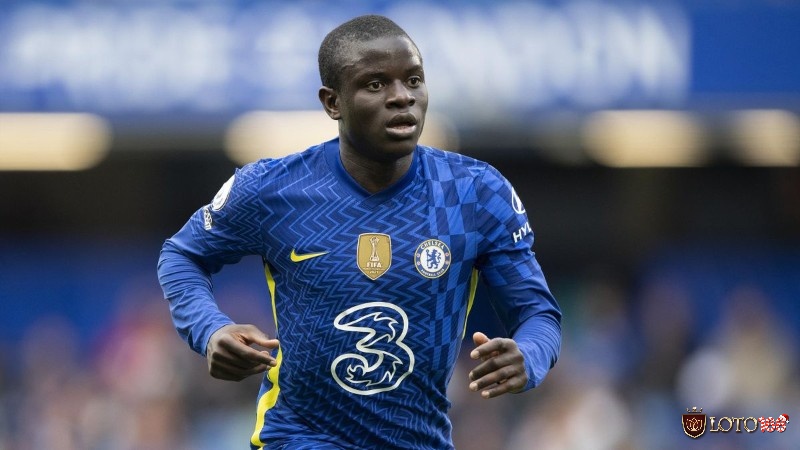  N’Golo Kante là cầu thủ gan lì và không khoan nhượng trên sân cỏ