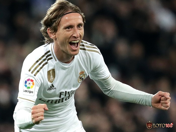 Tiền vệ hay nhất Laliga - Luka Modric sở hữu thành tích đáng nể trong sự nghiệp